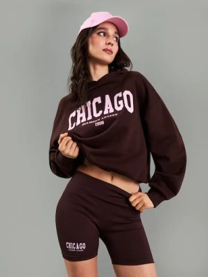 Sinsay - Bawełniana bluza hoodie z napisem "Chicago" - brązowy