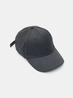 Sinsay - Bawełniana czapka z daszkiem - czarny