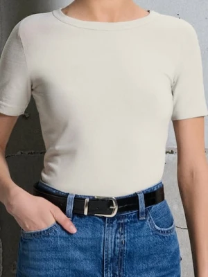 Sinsay - Bawełniana koszulka basic - kremowy
