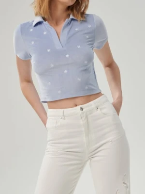 Sinsay - Bawełniana koszulka polo z haftowanym wzorem - błękitny