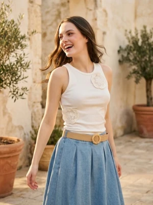 Sinsay - Bawełniana koszulka z aplikacją 3D - kremowy