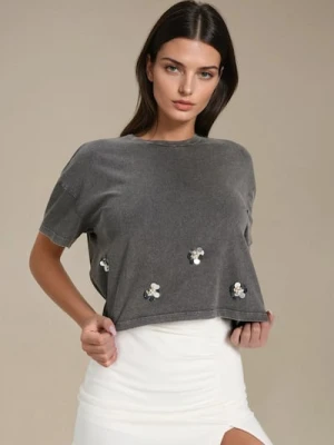 Sinsay - Bawełniana koszulka z efektem sprania i aplikacjami - szary