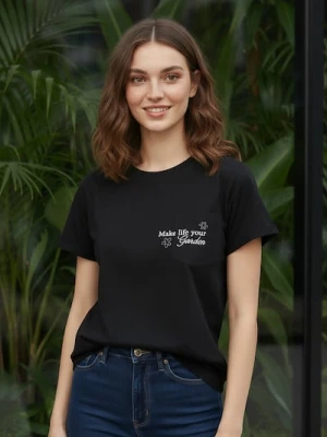 Sinsay - Bawełniana koszulka z haftem - czarny