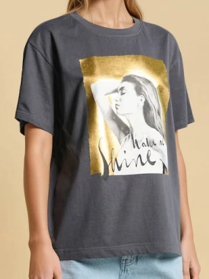 Sinsay - Bawełniana koszulka z metalicznym nadrukiem - szary