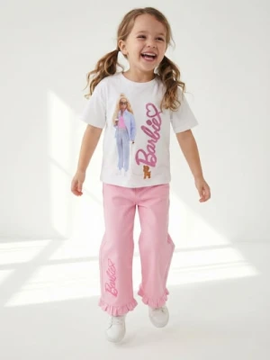 Sinsay - Bawełniana koszulka z nadrukiem Barbie - biały