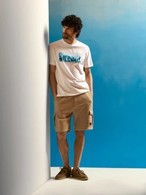 Sinsay - Bawełniana koszulka z nadrukiem - biały