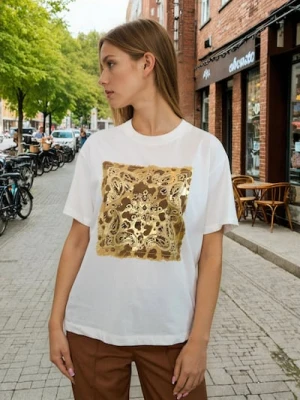 Sinsay - Bawełniana koszulka z nadrukiem - kremowy