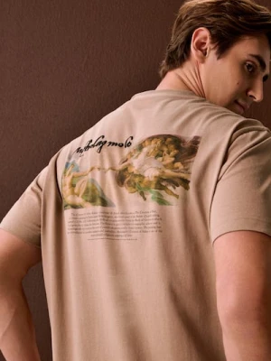 Sinsay - Bawełniana koszulka z nadrukiem na plecach - beżowy