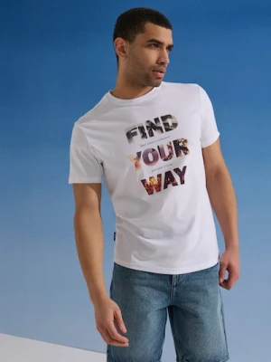 Zdjęcie produktu Sinsay - Bawełniana koszulka z napisem Find Your Way - biały
