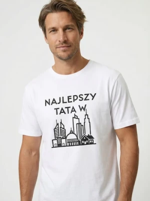 Sinsay - Bawełniana koszulka z napisem Najlepszy Tata w Mieście - biały