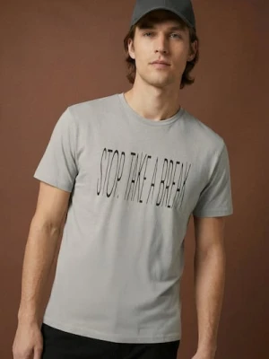 Sinsay - Bawełniana koszulka z napisem - szary