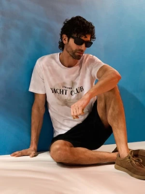 Sinsay - Bawełniana koszulka z napisem Yacht Club - biały