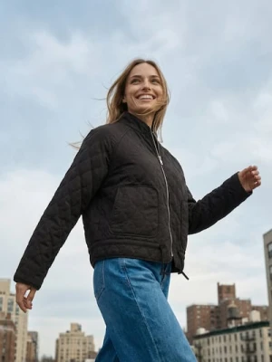 Sinsay - Bawełniana pikowana kurtka z zamkiem i stójką - brązowy