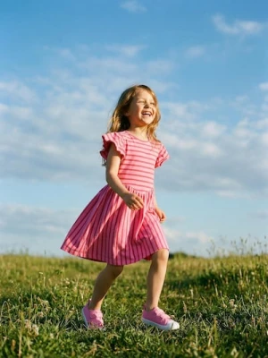 Sinsay - Bawełniana sukienka dresowa w paski - wielobarwny