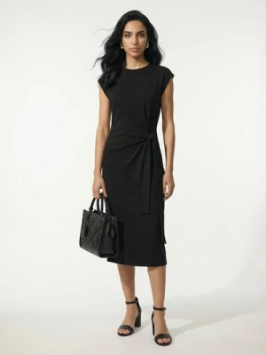 Sinsay - Bawełniana sukienka midi z dekoracyjnym wiązaniem i rozcięciem - czarny