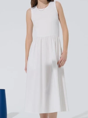 Sinsay - Bawełniana sukienka midi z kieszeniami - biały
