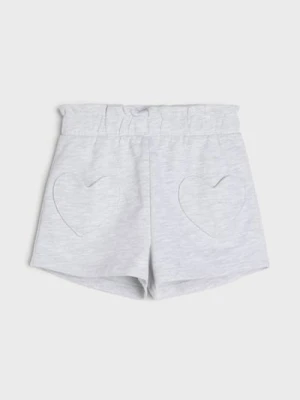 Sinsay - Bawełniane szorty dresowe z kieszeniami w kształcie serca - szary