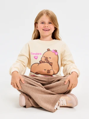 Sinsay - Bluza crewneck z nadrukiem Capybara - kremowy