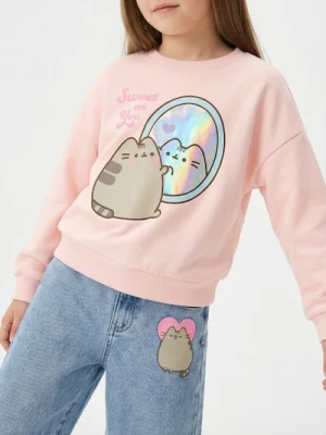 Sinsay - Bluza crewneck z nadrukiem Pusheen the Cat - różowy