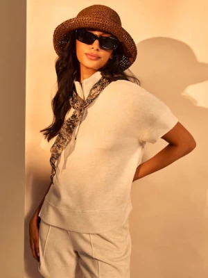 Sinsay - Bluza half-zip soft touch z domieszką wiskozy - kremowy