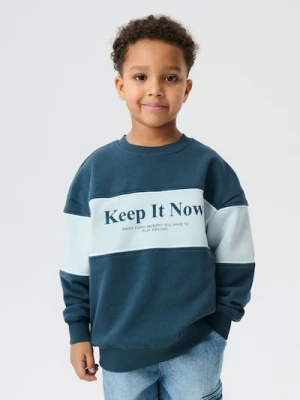 Sinsay - Bluza z napisem i ozdobną lamówką - granatowy