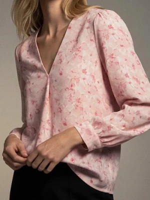 Sinsay - Bluzka koszulowa z dekoltem V w kwiaty z wiskozy - różowy