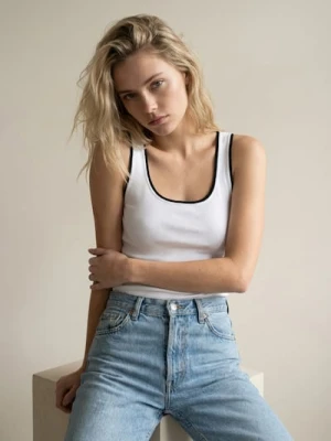 Sinsay - Bluzka na ramiączkach z wiskozą - biały