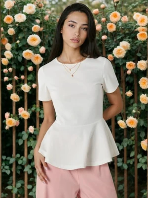 Sinsay - Bluzka z domieszką wiskozy, z ozdobnymi falbanami - kremowy