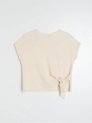Sinsay - Bluzka z ozdobnym wiązaniem - kremowy