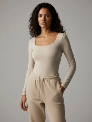 Sinsay - Body z długim rękawem basic - kremowy