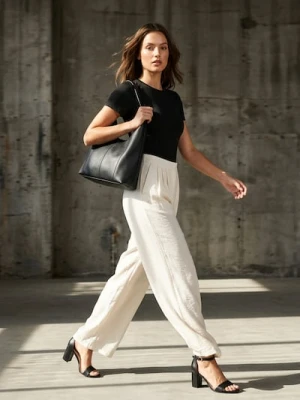 Zdjęcie produktu Sinsay - Body z krótkim rękawkiem - czarny