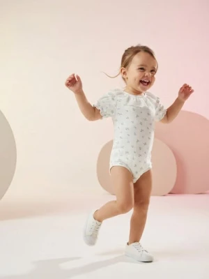 Sinsay - Body z miękkiej, prążkowanej dzianiny i kołnierzykiem - biały