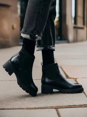 Sinsay - Botki na obcasie - czarny