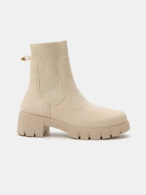 Sinsay - Botki z imitacją zamszu - beżowy