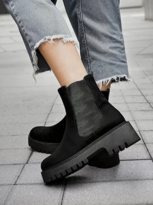 Sinsay - Botki z imitacji zamszu - czarny