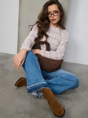 Sinsay - Botki z imitacji zamszu na słupku - brązowy