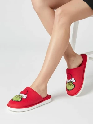 Sinsay - Ciepłe kapcie z motywem świątecznym Grinch - czerwony