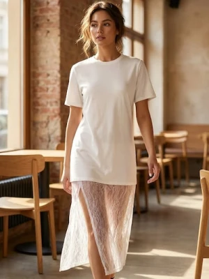 Sinsay - Długa sukienka z koronkowym dołem - kremowy