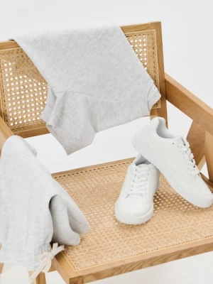 Sinsay - Dresowa bluza z krótkim rękawem - szary