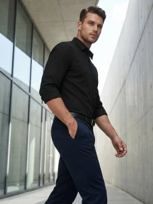 Sinsay - Gładka koszula basic - czarny