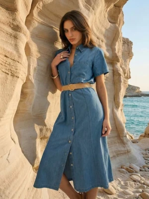 Sinsay - Jeansowa sukienka midi z materiałowym paskiem - niebieski