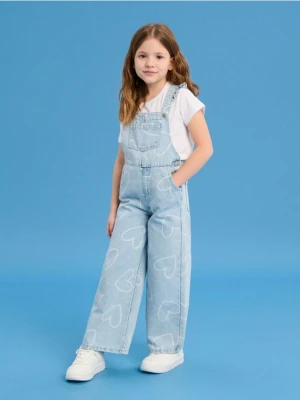 Zdjęcie produktu Sinsay - Jeansowe ogrodniczki wide leg w serca - niebieski