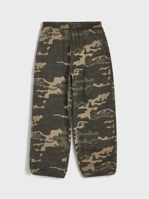 Sinsay - Jeansowe spodnie oversize moro - wielobarwny