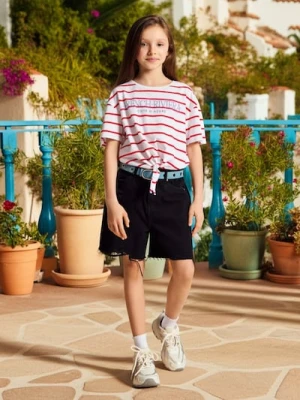 Sinsay - Jeansowe szorty z surowym wykończeniem - czarny