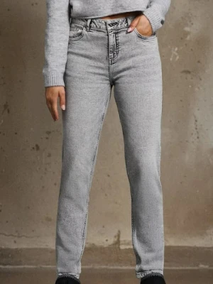 Sinsay - Jeansy boyfriend slim - szary