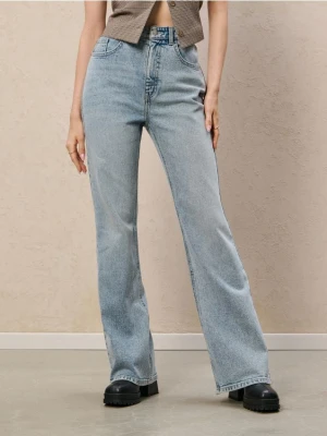 Sinsay - Jeansy flare mid waist - niebieski
