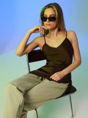 Sinsay - Jeansy jogger balloon z efektem sprania z lyocellem - zielony