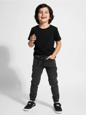 Sinsay - Jeansy jogger z efektem sprania - czarny