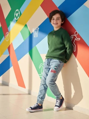 Sinsay - Jeansy jogger z efektem sprania - niebieski