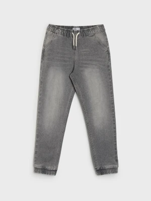 Sinsay - Jeansy jogger z efektem sprania - szary